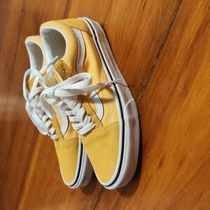 NWOT Vans Old Skool 'flax/true white' Canvas/Suede Shoes Womens 9 Men's 7.5